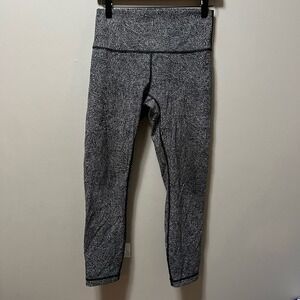 Lululemon High Times Leggings Line Up White Black size 8